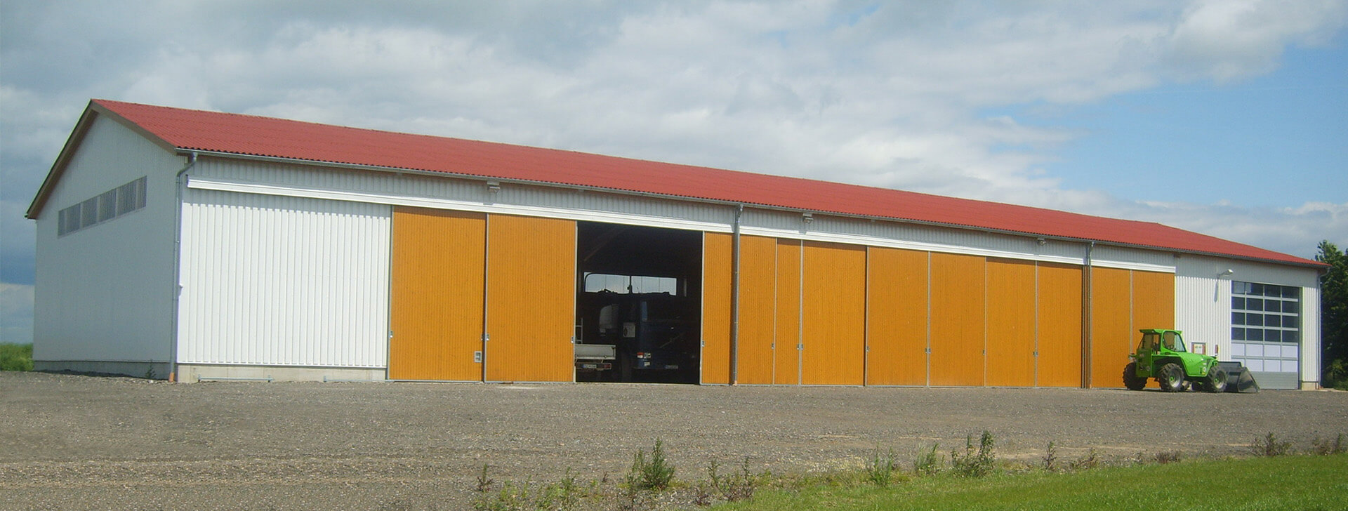 Maschinenhalle - Bergehalle - Hallenbau - WOLF System Maschinenhalle - Bergehalle - Hallenbau - WOLF System