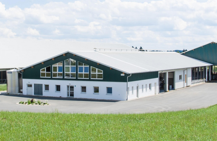 Dairy Barns - Cattle barns - WOLF System